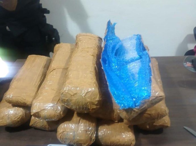 Ação ostensiva da Polícia Penal impede que 29 celulares cheguem a presos na Penitenciária de Rondonópolis, MT