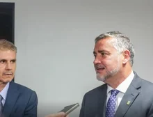 Paulo Pimenta anuncia saída, e Sidônio Palmeira assumirá Secom