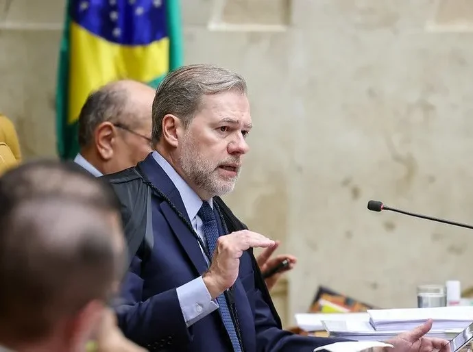 Toffoli atende PF e prorroga inquérito do caso Master por mais 60 dias