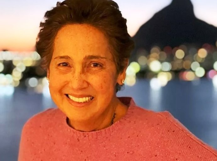 Morre atriz Claudia Jimenez aos 63 anos