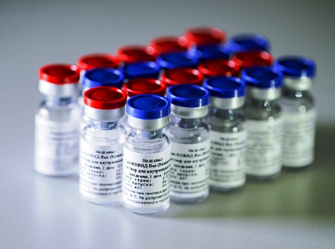 Rússia pretende produzir 6 milhões de doses da vacina contra a Covid-19 por mês