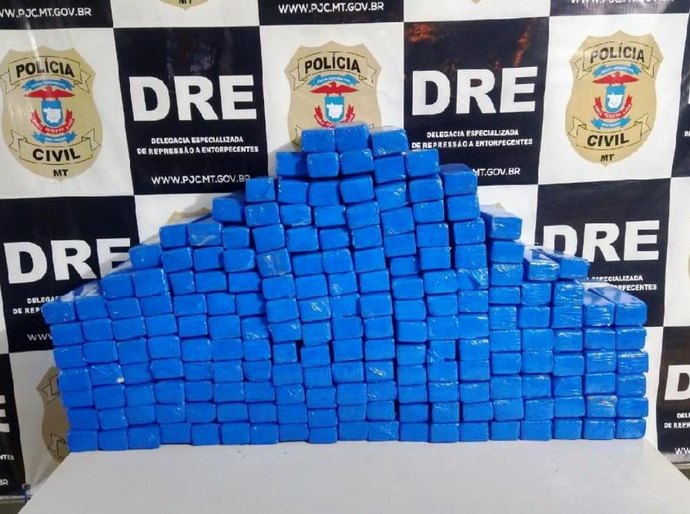 Polícia Civil prende traficantes com carregamento de 192 tabletes de maconha em Cuiabá