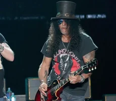 Em nota, empresa desmente boatos sobre cancelamento do show do Guns N´ Roses, em Cuiabá