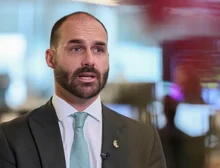 Câmara decide cassar mandatos de Eduardo Bolsonaro e Alexandre Ramagem: o que pesa contra eles?