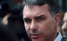 Flávio Bolsonaro viajou em 2025 em avião de Vorcaro e de advogado investigado por desvios no INSS