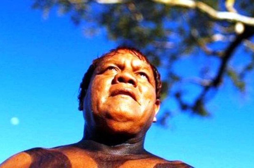 Covid 19 mata cacique Aritana de 71, um dos ícones da defesa dos índios do alto Xingu, em MT