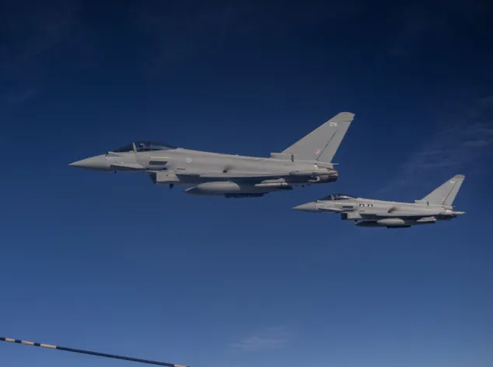 Reino Unido usa jatos para interceptar aviões russos perto de espaço aéreo da Otan