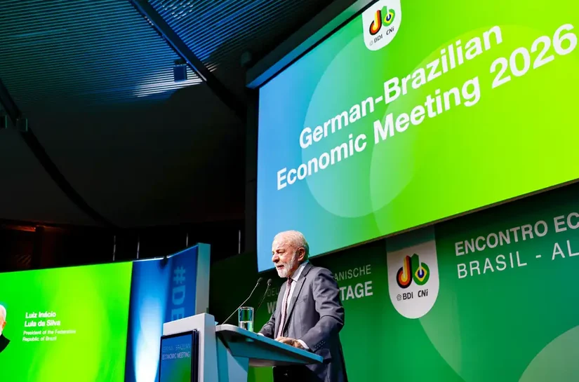 Lula fala em reciprocidade após expulsão de delegado dos EUA