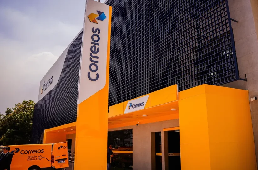 Correios aprovam plano com demissões e fechamento de até mil agências