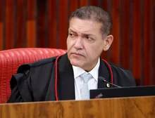 Kassio reúne campanhas de Flávio e Lula após decisões conflitantes no TSE