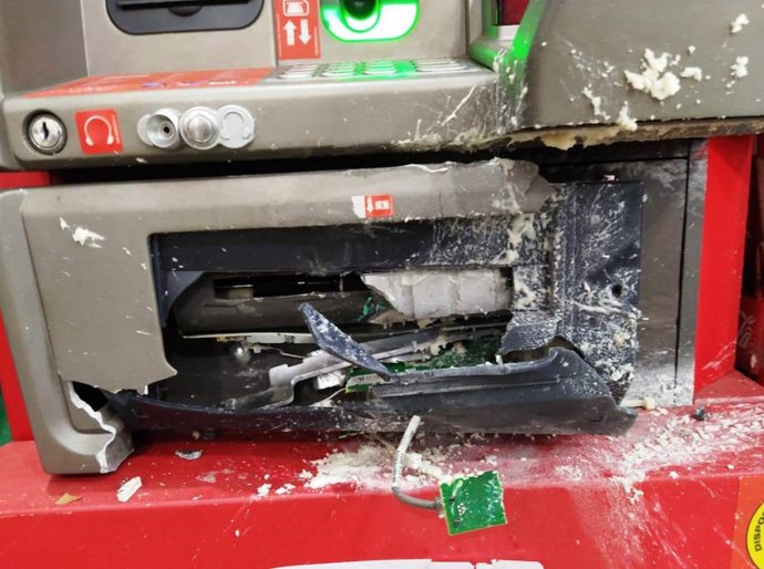 Polícia Civil prende suspeitos de furto de caixa eletrônico de supermercado da capital