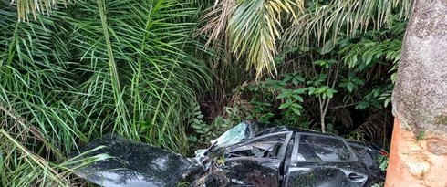 Capotamento na Serra de São Vicente deixa dois mortos e um ferido grave na BR-364