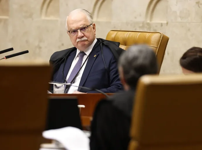 Fachin vai comandar processos sobre futuro de dois colegas de STF