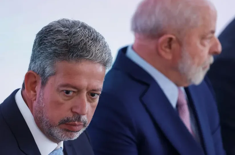 Fazendeiros ricos escapam de aumento de IR proposto por Lula após parecer de Lira