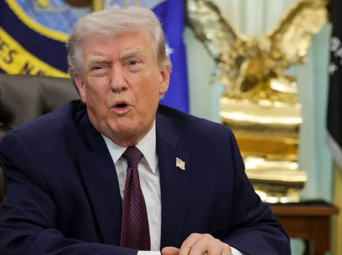 Trump diz que Irã ficou 'um pouco fofo' em meio a conversas sobre acordo