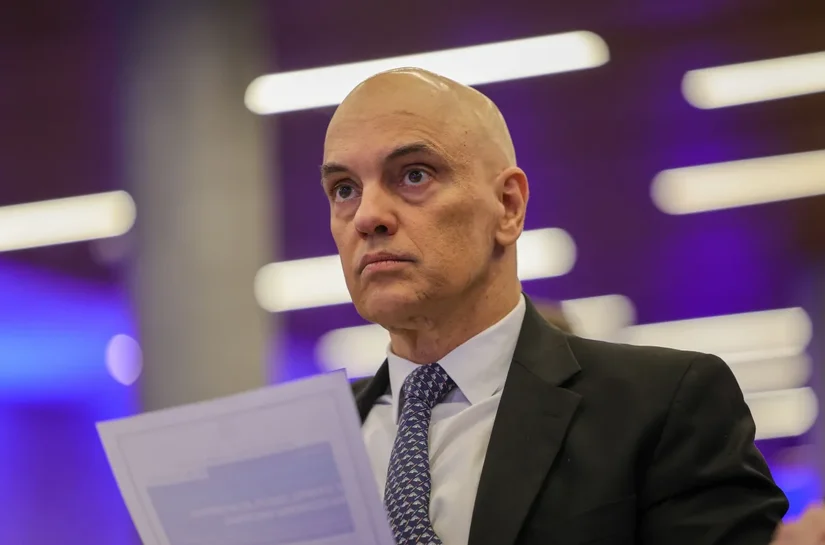 Oposição pretende suspender recesso para apresentar impeachment de Moraes