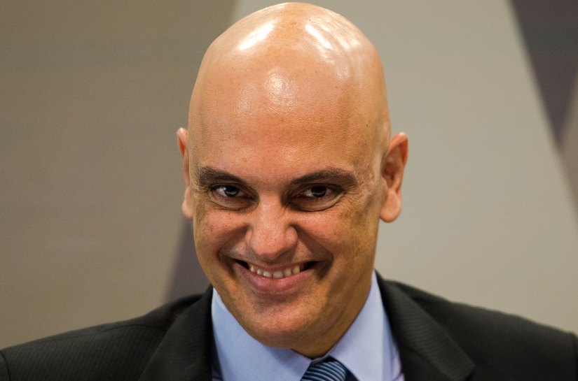 PF vê “possível relação” em agressão a Moraes com inquérito no STF ao pedir buscas contra suspeitos