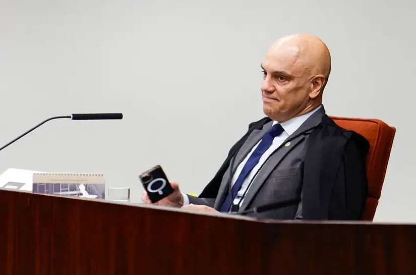 Os novos indícios que ligam o número de telefone salvo por Daniel Vorcaro a Alexandre de Moraes