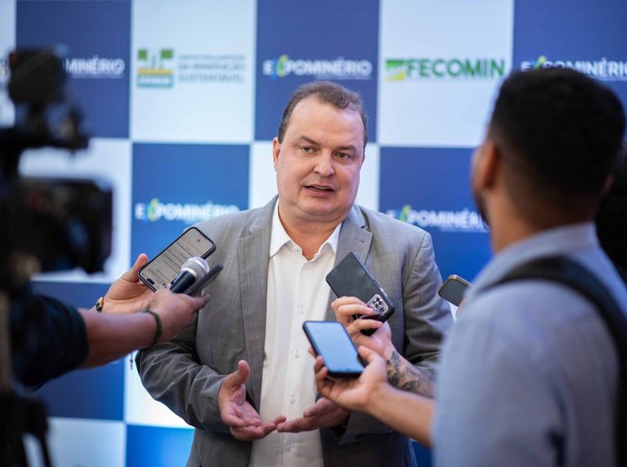 Max Russi amplia diálogo da ALMT com setor de água mineral e reforça atuação da CST da Mineração