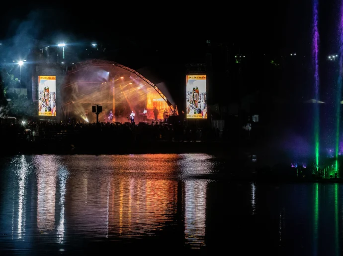 Atrações regionais e show de Boca Nervosa animam a 3ª noite de festa pelo aniversário de Cuiabá no Parque das Águas