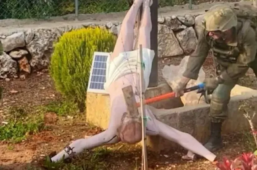 A punição de Israel contra soldados que vandalizaram estátua de Jesus no Líbano