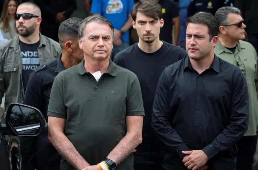 O que Bolsonaro pode e não pode fazer na prisão — e como isso se compara ao caso de Lula