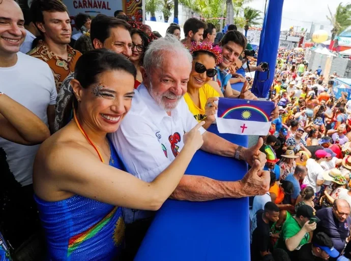 Disputado, Lula se divide entre Raquel Lyra e João Campos no Recife