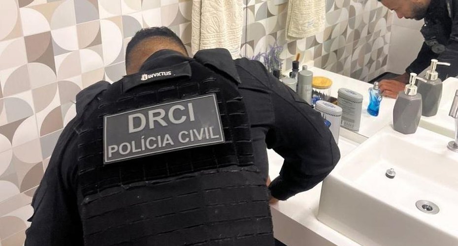 Polícia Civil cumpre mandados contra autores de ataques e difamações a autoridades públicas em rede social