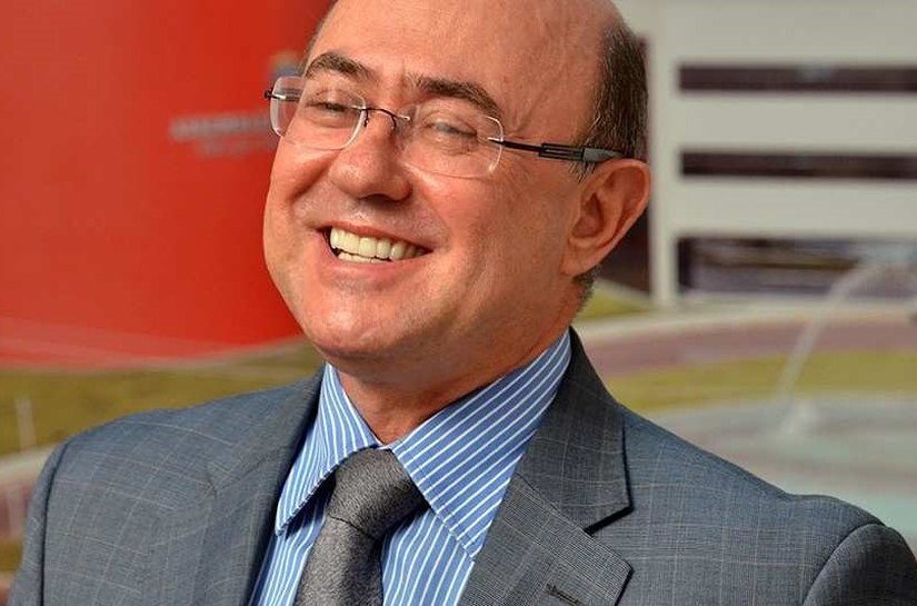 Ex-rei da corrupção em MT, José Riva desfila pela Europa com bênção do Judiciário