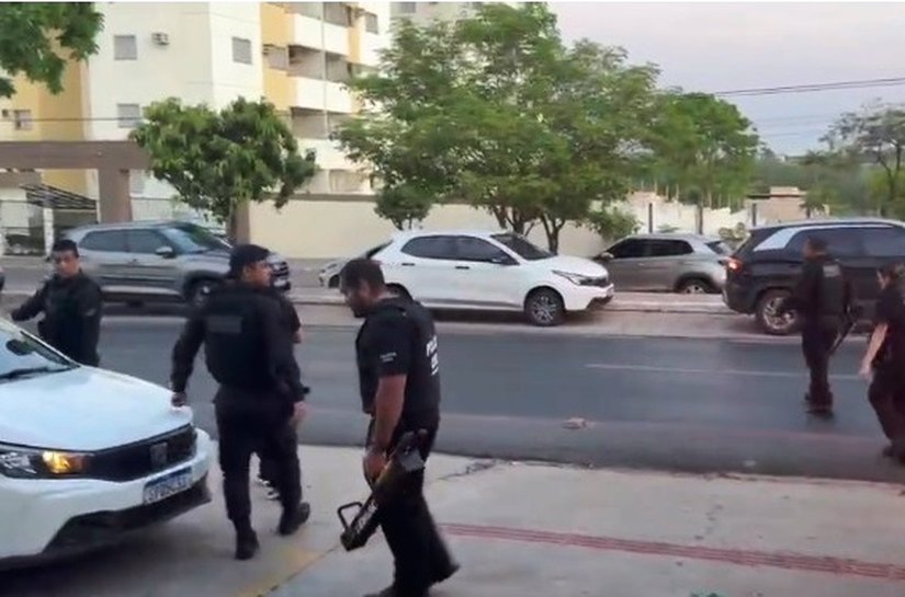 Polícia Civil cumpre mandados contra grupo investigado por tráfico de drogas em Cuiabá