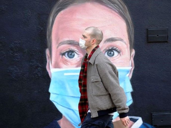 Coronavírus: como o mundo pode se curar do 'trauma coletivo' da pandemia de covid-19