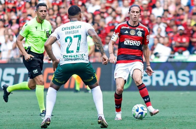 Flamengo vence Cuiabá em tarde de despedidas no Maracanã