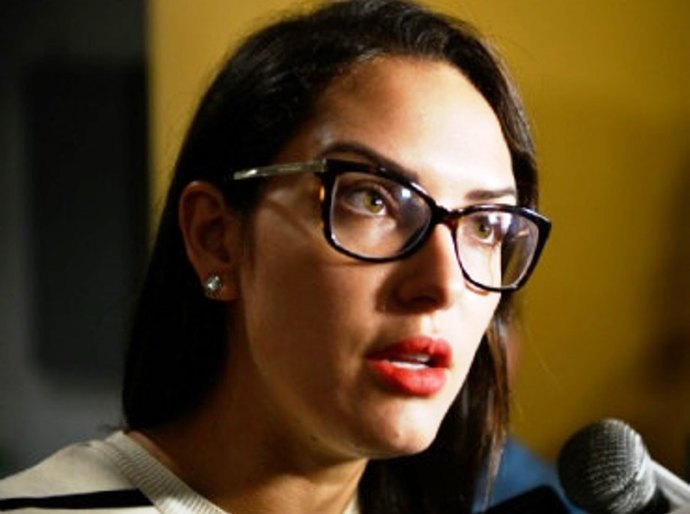 Campanha de Emanuel começa a ‘desmoronar’; Deputada do partido do prefeito vai apoiar França