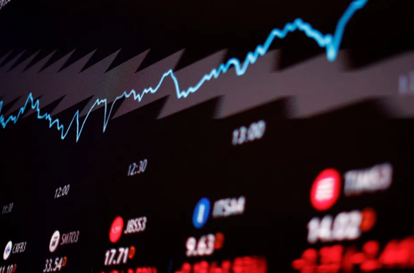 Ibovespa renova máxima histórica com falas de Galípolo; dólar cai a R$ 5,65