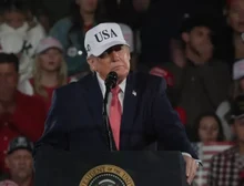 Trump diz que os EUA vão 'cuidar de Cuba' após lidar com Irã