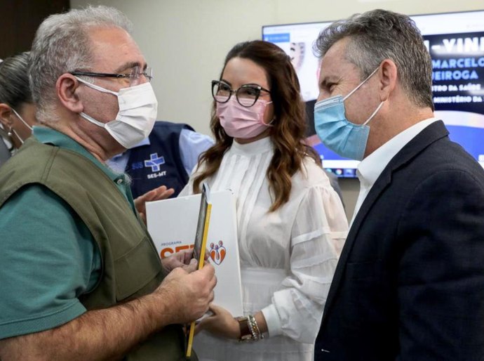 Governador apresenta para ministro os avanços da Saúde em Mato Grosso