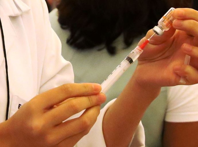 Mais de 69 milhões não tomaram 1ª dose de reforço contra covid-19