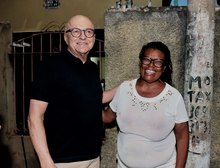 Famílias recebem Pivetta e relatam melhoria no recebimento de água em Várzea Grande