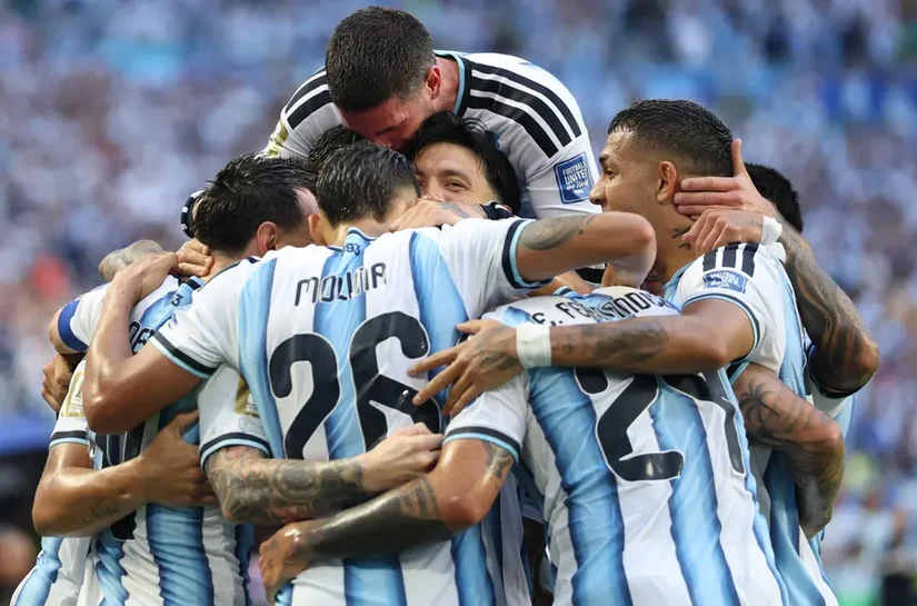 No sufoco, Argentina vence Cabo Verde em jogo dramático e avança na Copa do Mundo