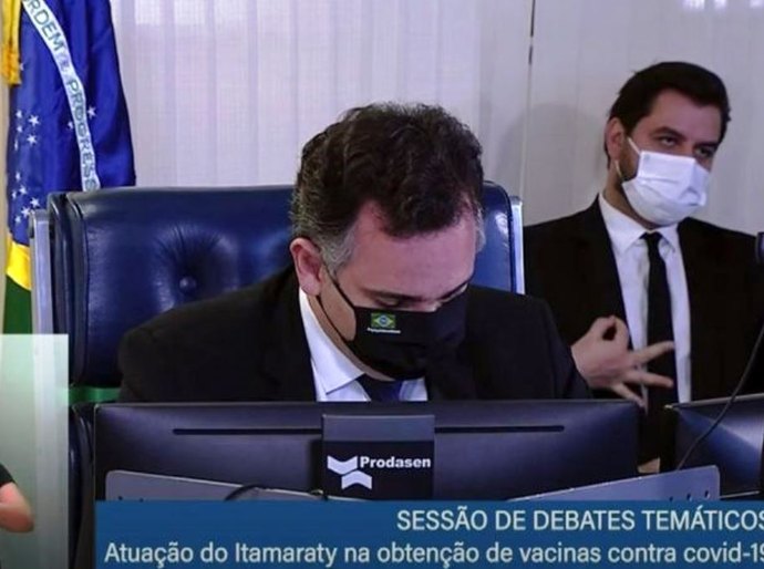 Por que gesto de 'OK' de assessor de Bolsonaro está em lista de símbolos de ódio nos EUA