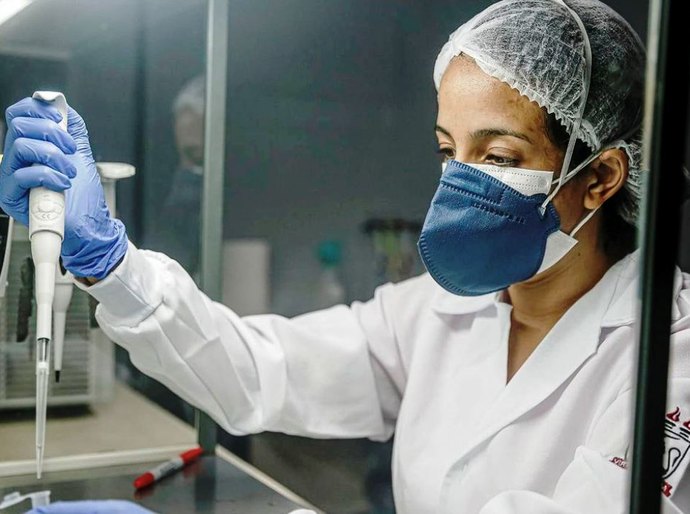 Brasil registra 565 novas mortes e mais de 17 mil infectados em 24 horas