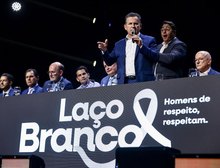 “Precisamos ensinar nossos filhos a respeitar as mulheres e denunciar esses crimes”, afirma governador