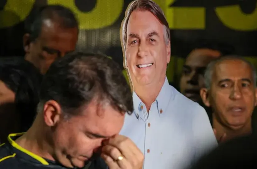 Bolsonaro diz que violou tornozeleira por 'paranoia' e 'alucinação' causadas por remédios e nega que quisesse fugir