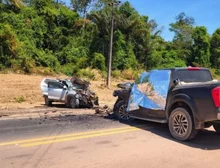 Tragédia na MT-208: colisão entre caminhonete e picape mata três pessoas em Alta Floresta