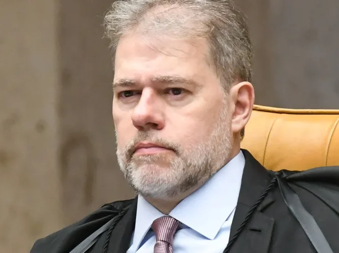 Toffoli define competência do STF em investigação do caso Banco Master