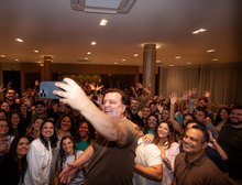 Max Russi quebra tabu histórico e consolida apoio dos servidores da Assembleia