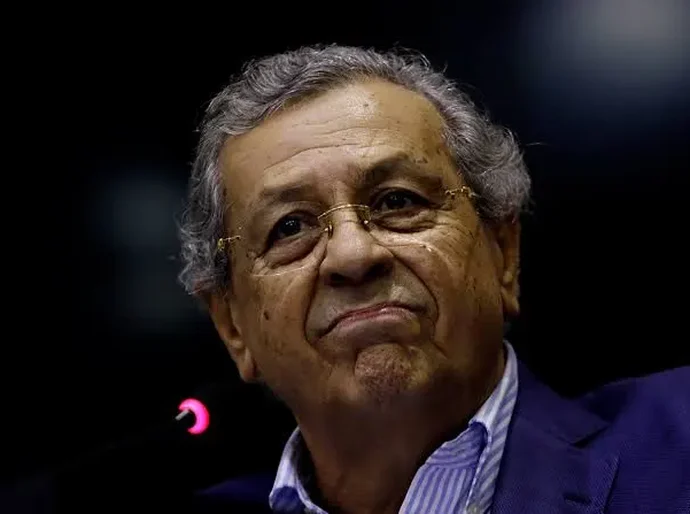 ENTRE RISOS E RECADO POLÍTICO: Jayme Campos recua da “brincadeira” com Wellington Fagundes e expõe o jogo bruto dos bastidores