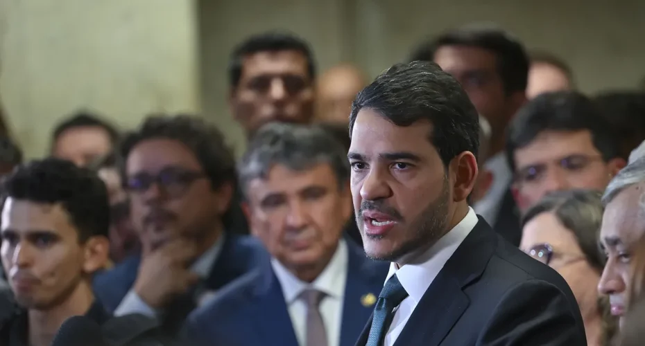 Como Alcolumbre e Flávio derrubaram Messias em derrota histórica para Lula