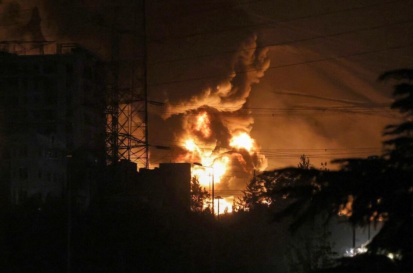 Irã ativa defesas aéreas no oeste do país após novos ataques de Israel