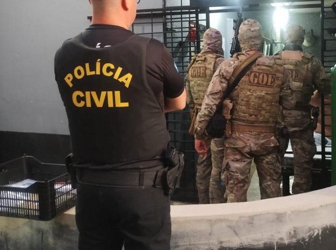 Polícia Civil indicia 19 pessoas em esquema de lavagem de dinheiro do tráfico liderado por criminoso de dentro da cadeia